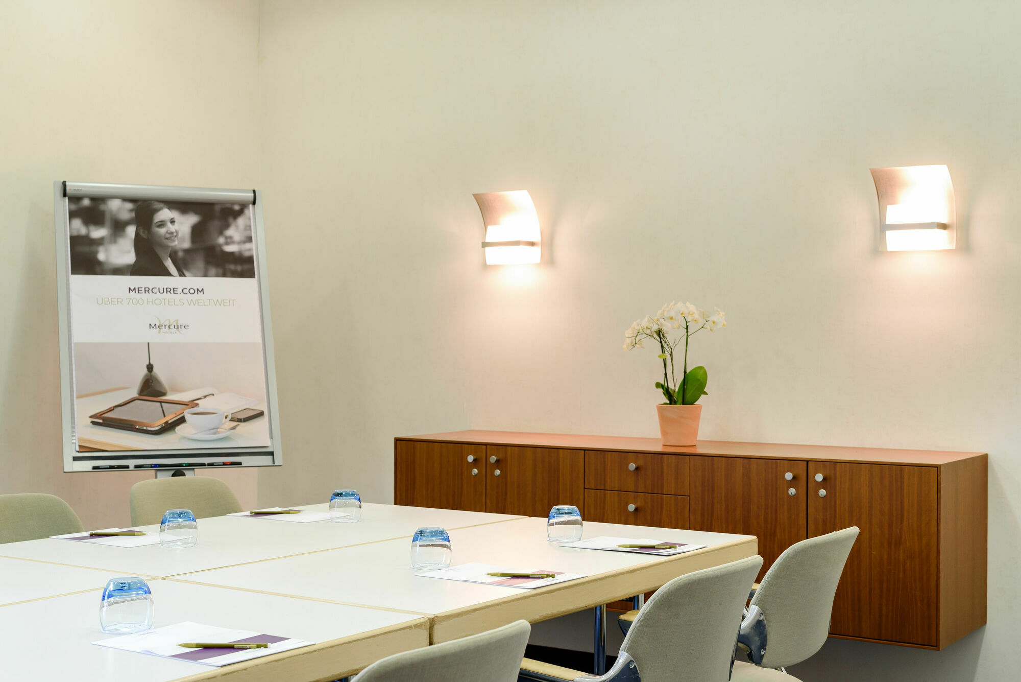 Mercure Muenchen Airport 4*
