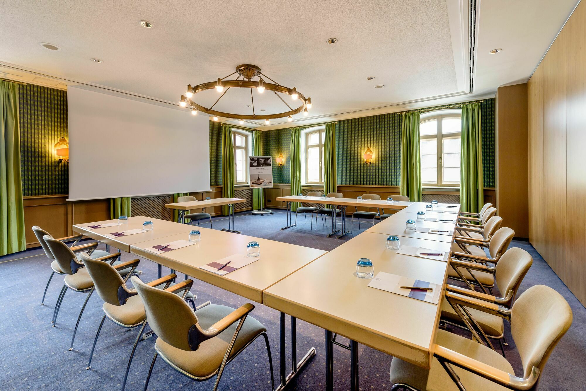 Mercure Muenchen Airport Hotel 4*